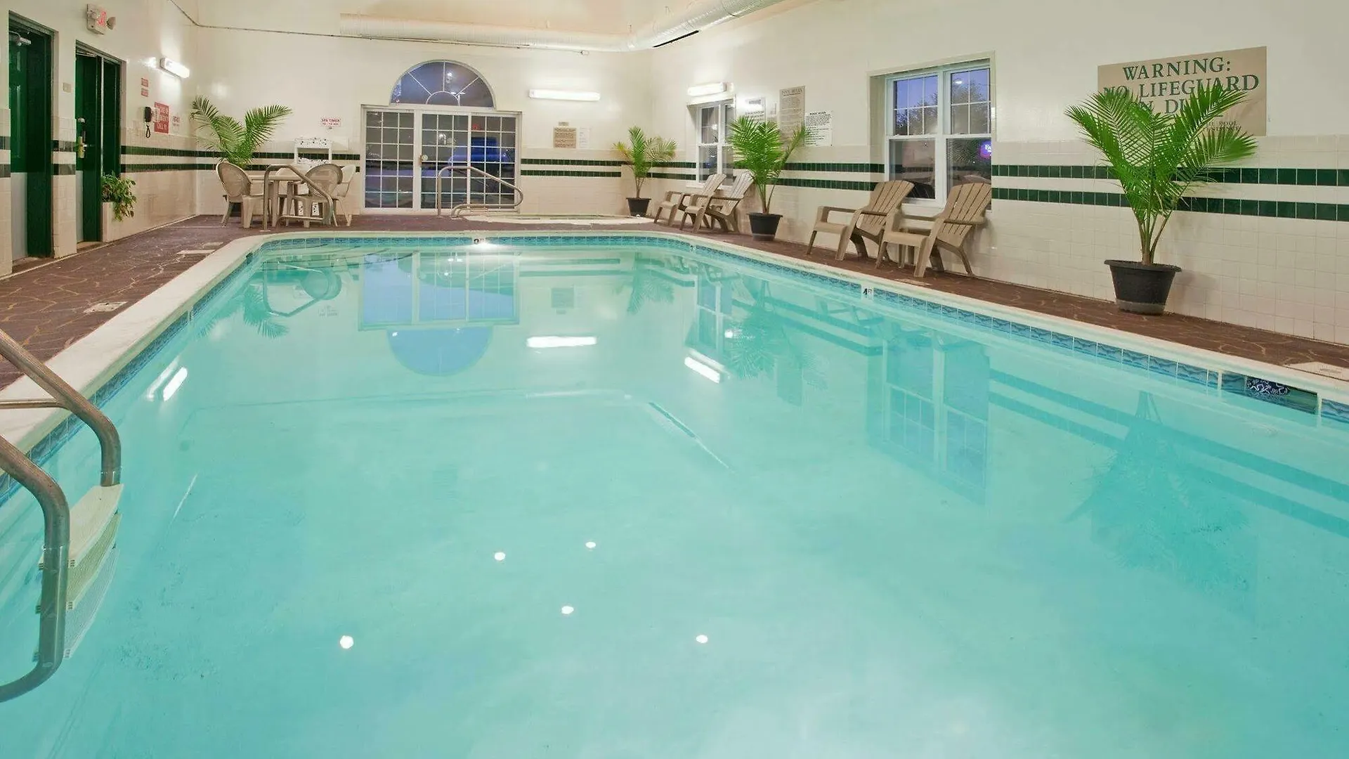 Country Inn & Suites By Radisson, Louisville East, Ky 3*,